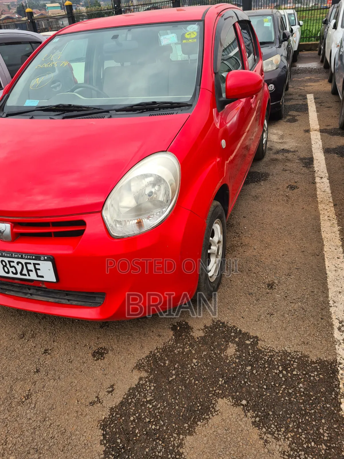 Toyota Passo 2012 Red