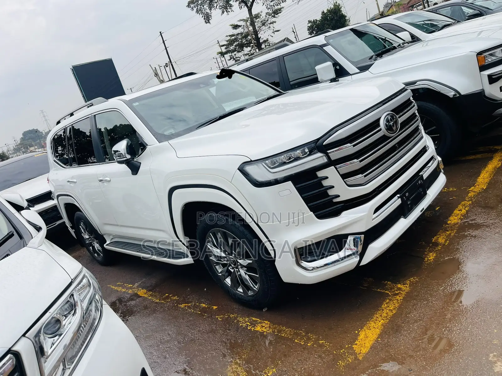 Toyota Land Cruiser 2024 White