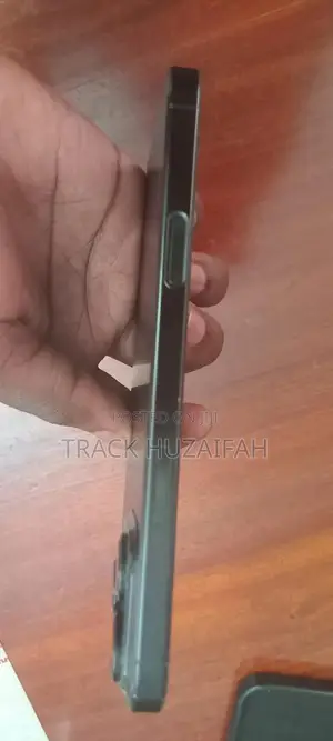 Apple iPhone 16 Pro 128 GB Black