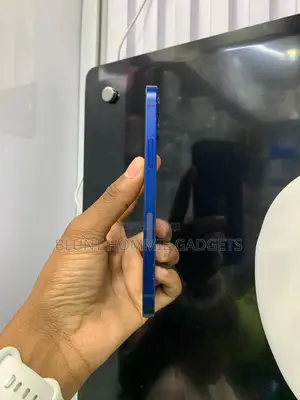 Apple iPhone 12 64 GB Blue