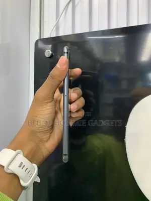Apple iPhone 8 Plus 64 GB Black