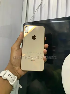 Apple iPhone XS Max 64 GB Gold