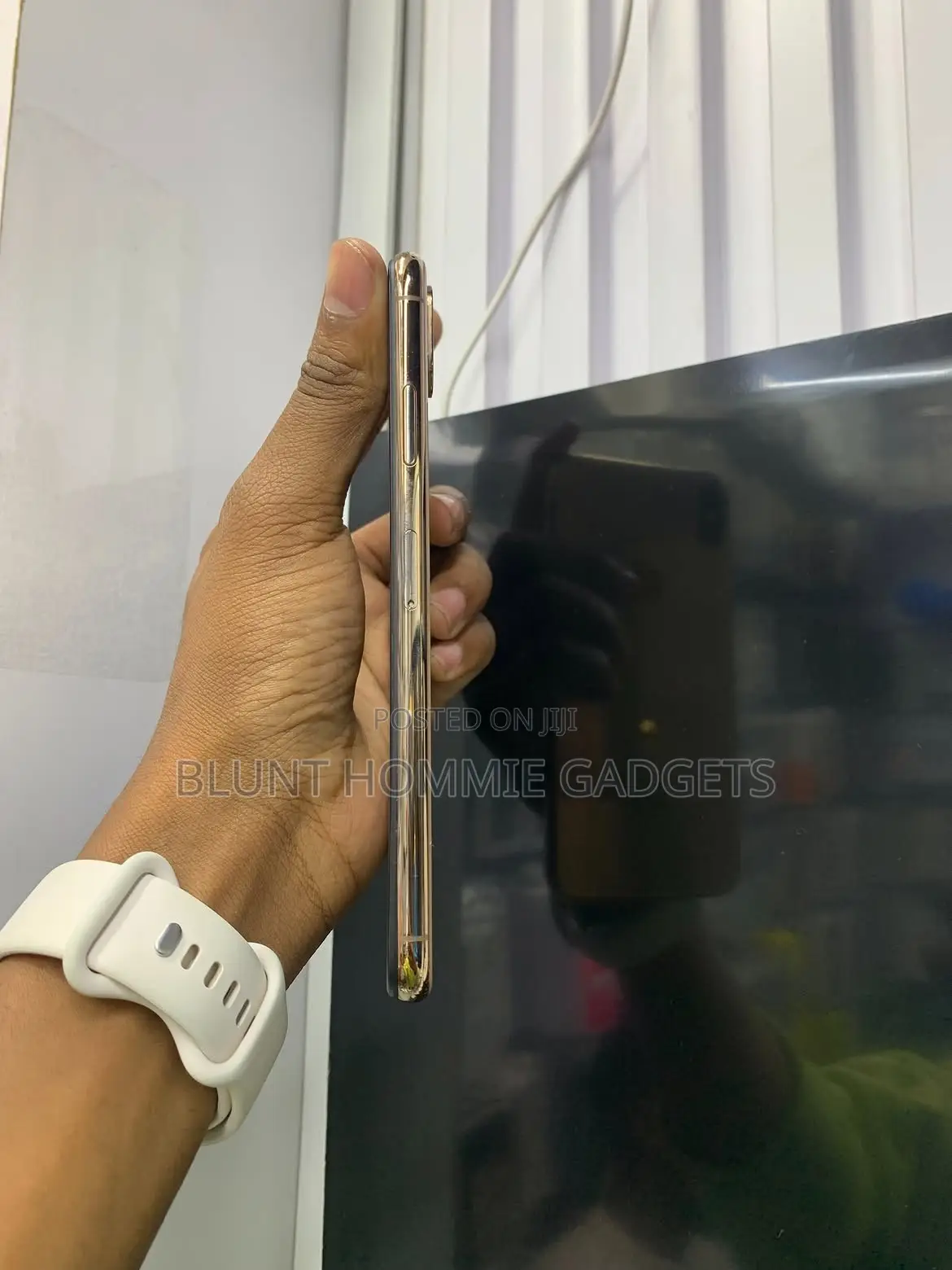 Apple iPhone XS Max 64 GB Gold