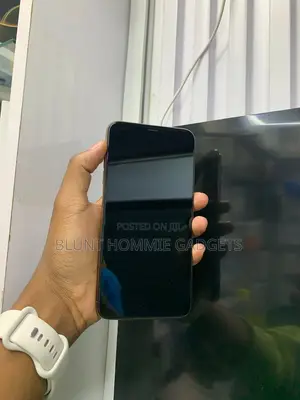 Apple iPhone XS Max 64 GB Gold