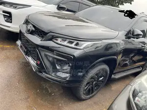 Toyota Fortuner 2021 Black