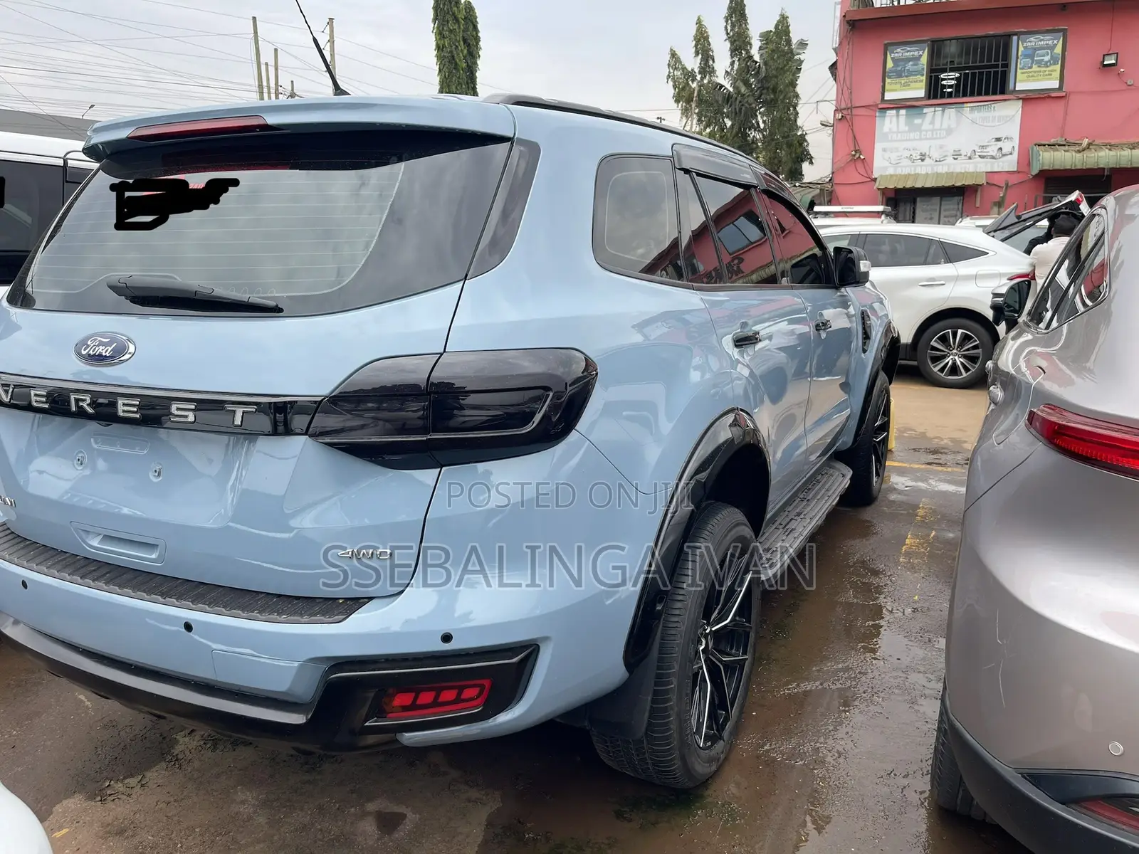 Ford Everest 2017 Blue