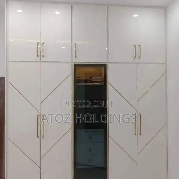 Wardrobes/Classified Wardrobes From 930,000/- Per Running Meter