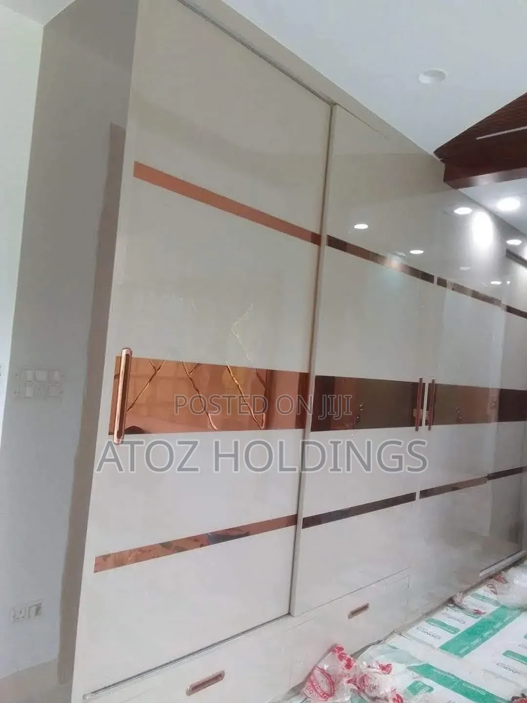 Wardrobes/Classified Wardrobes From 930,000/- Per Running Meter