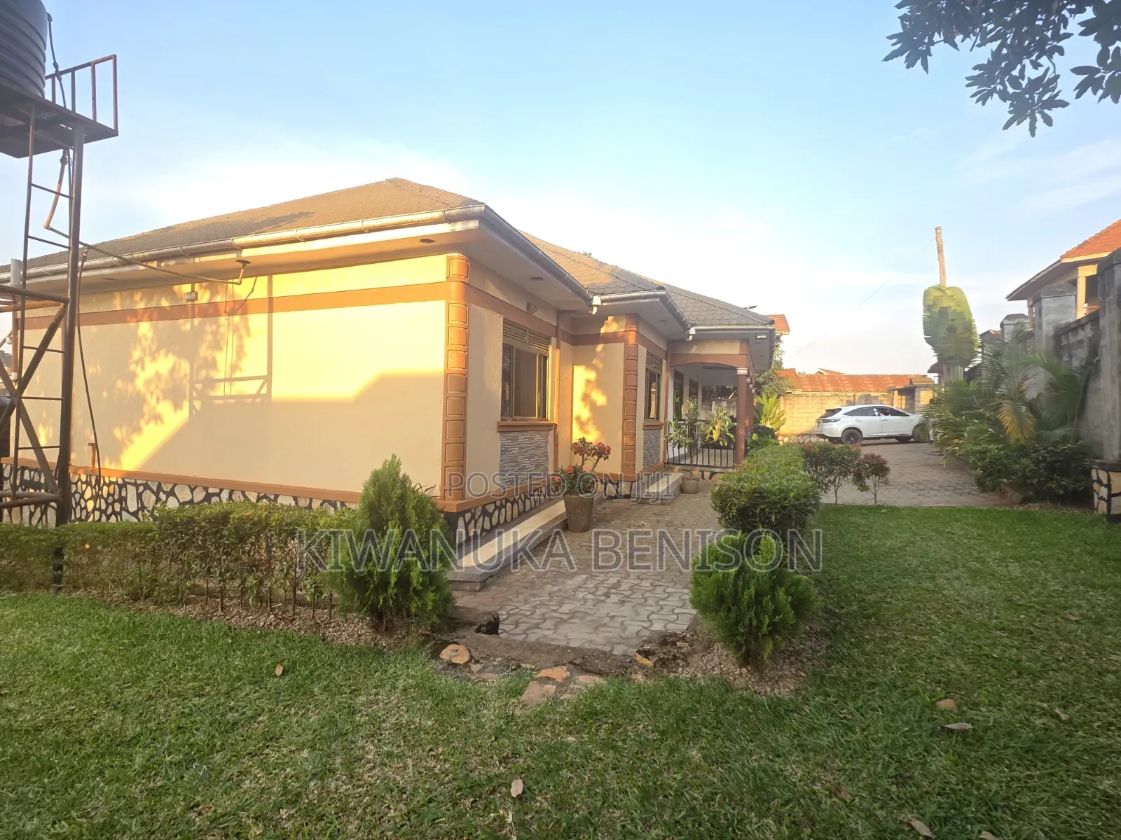 4bdrm House in Bulenga, Central Division for sale