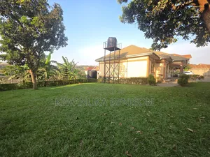 4bdrm House in Bulenga, Central Division for sale