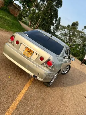 Toyota Altezza 2000 Silver