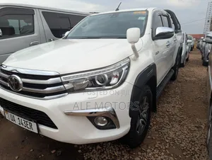 Toyota Hilux 2016 White
