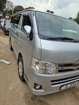 Toyota HiAce 2010 Silver