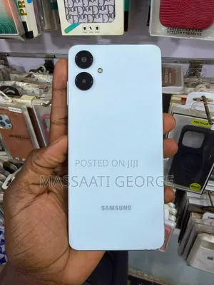Samsung Galaxy A06 64 GB White