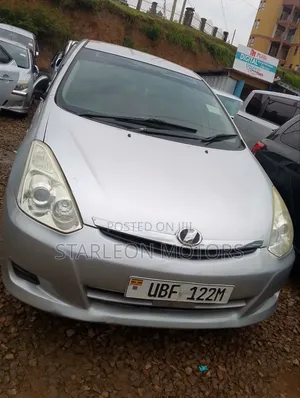 Toyota Wish 2007 Silver