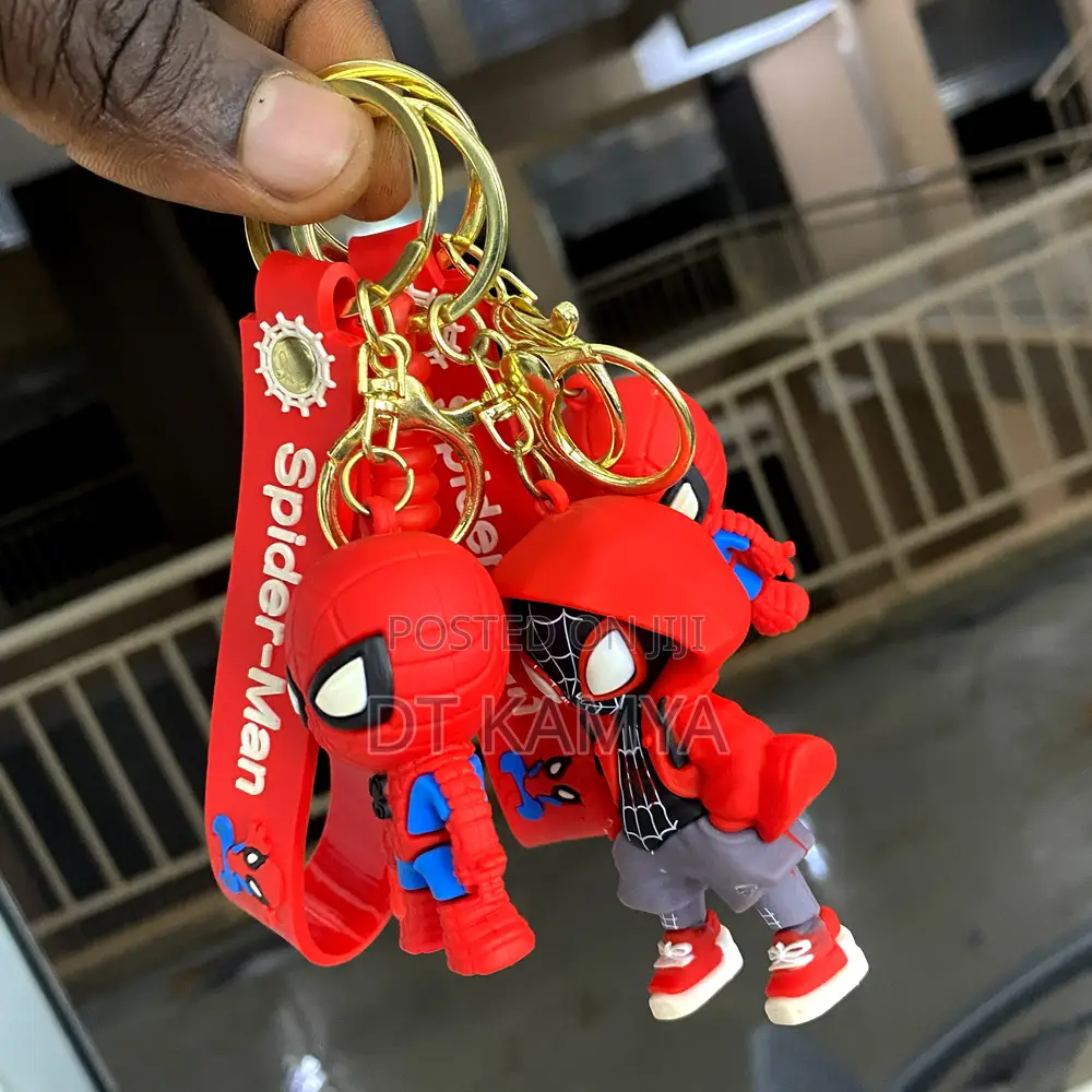 Spiderman Keychain - Anime Cartoon Keyholder - Cute Fancy 3D - Keyring