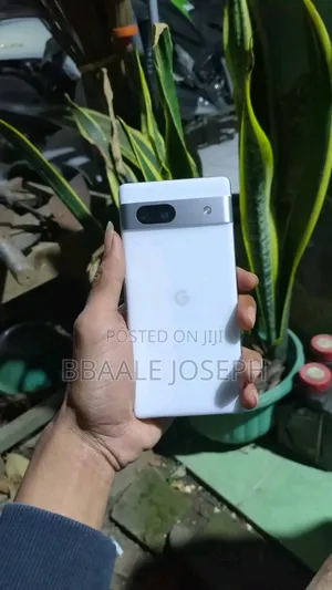 Google Pixel 7a 128 GB White