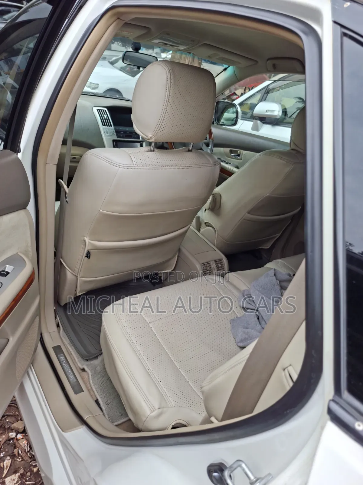 Toyota Harrier 2010 White