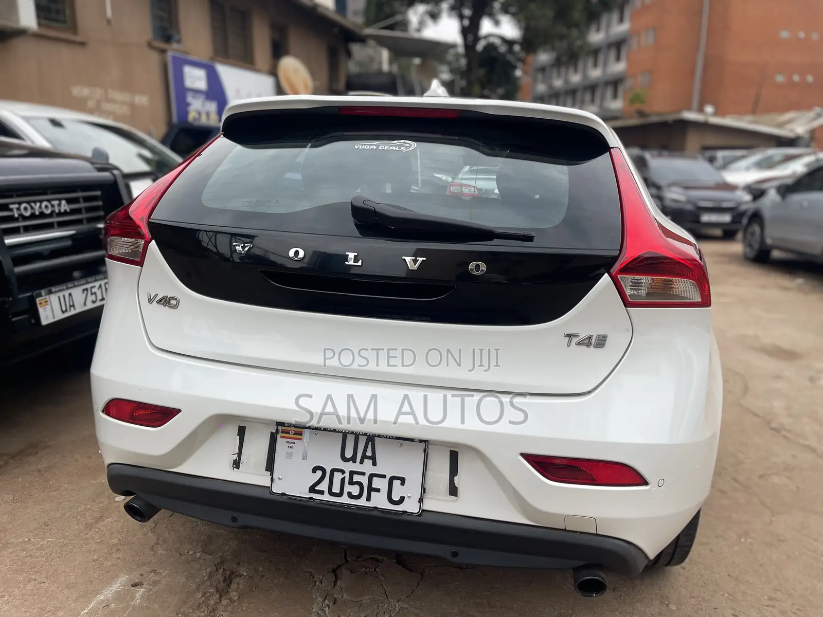 Volvo V40 2016 White