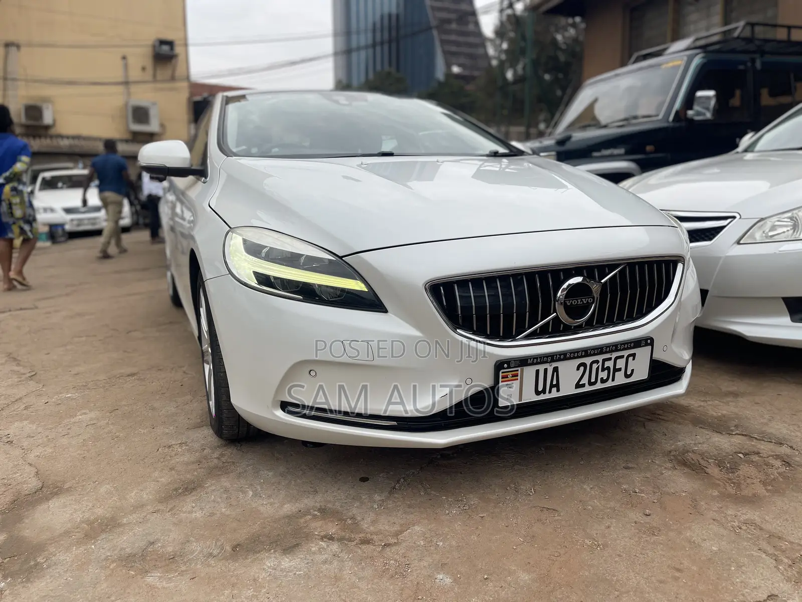 Volvo V40 2016 White
