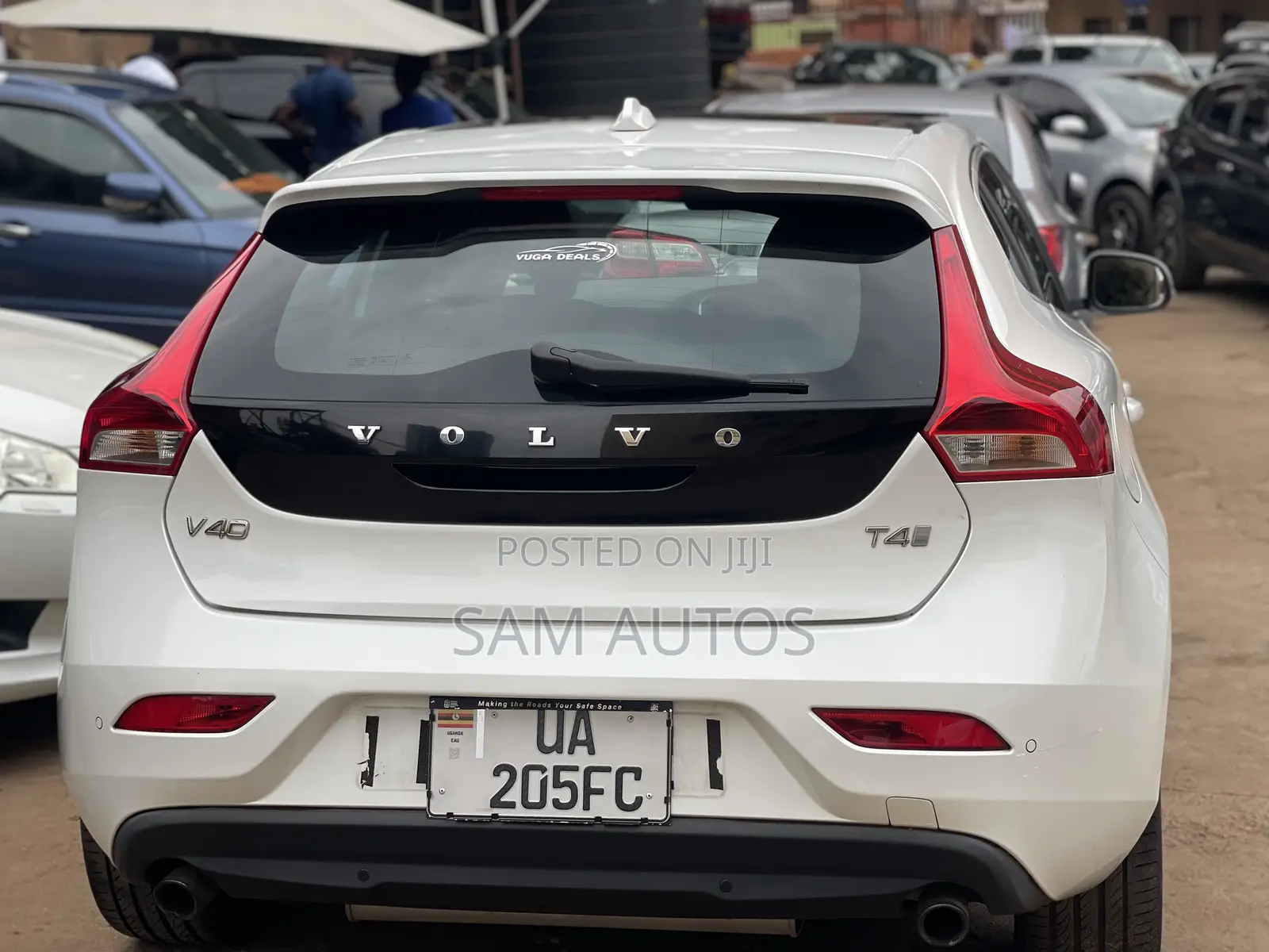 Volvo V40 2016 White