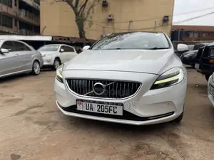 Volvo V40 2016 White