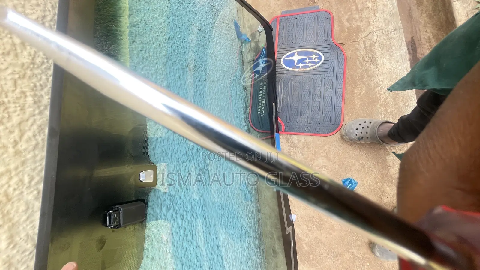 Subaru Fully Heated Windscreen Glass
