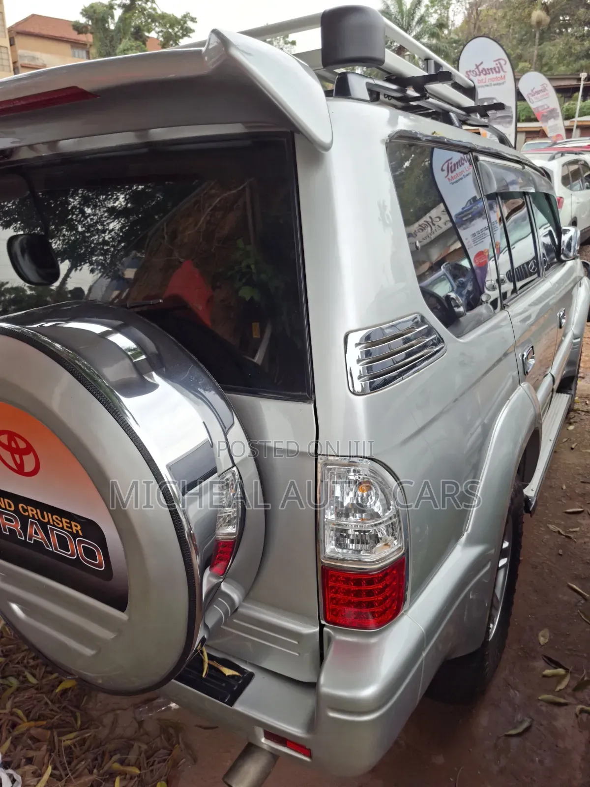 Toyota Hilux 2000 Silver