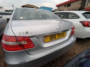 Mercedes-Benz E300 2009 Silver