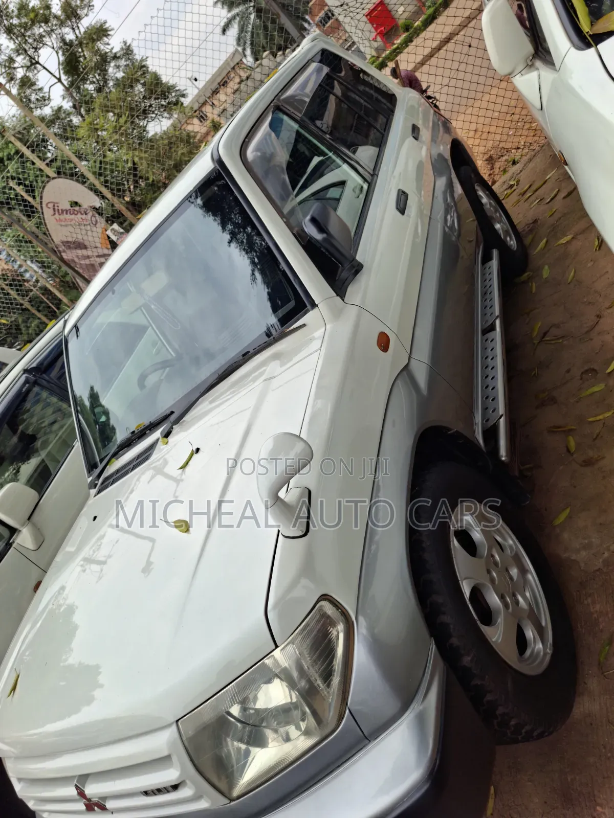 Mitsubishi Pajero IO 2005 Silver