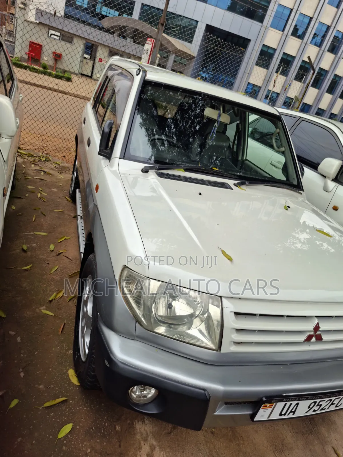 Mitsubishi Pajero IO 2005 Silver