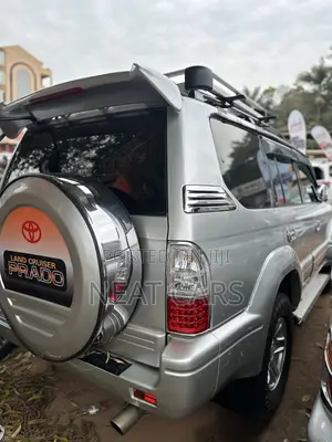 Toyota Land Cruiser Prado 1999 Silver