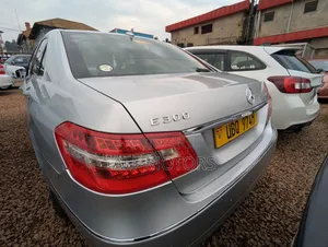 Mercedes-Benz E300 2009 Silver