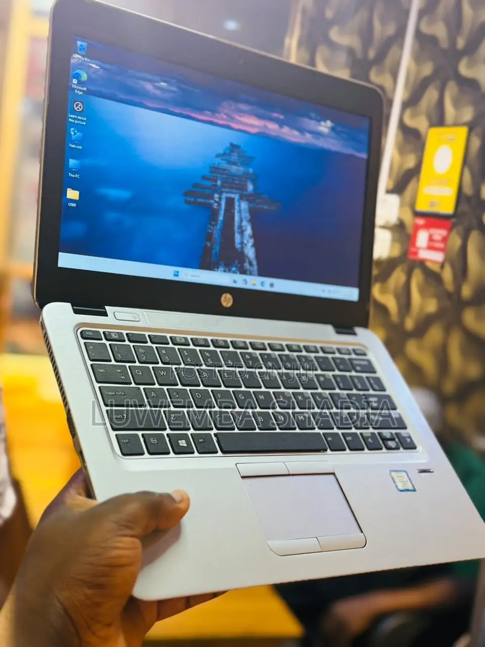 New Laptop HP EliteBook 820 G4 8GB Intel Core i5 SSD 256GB