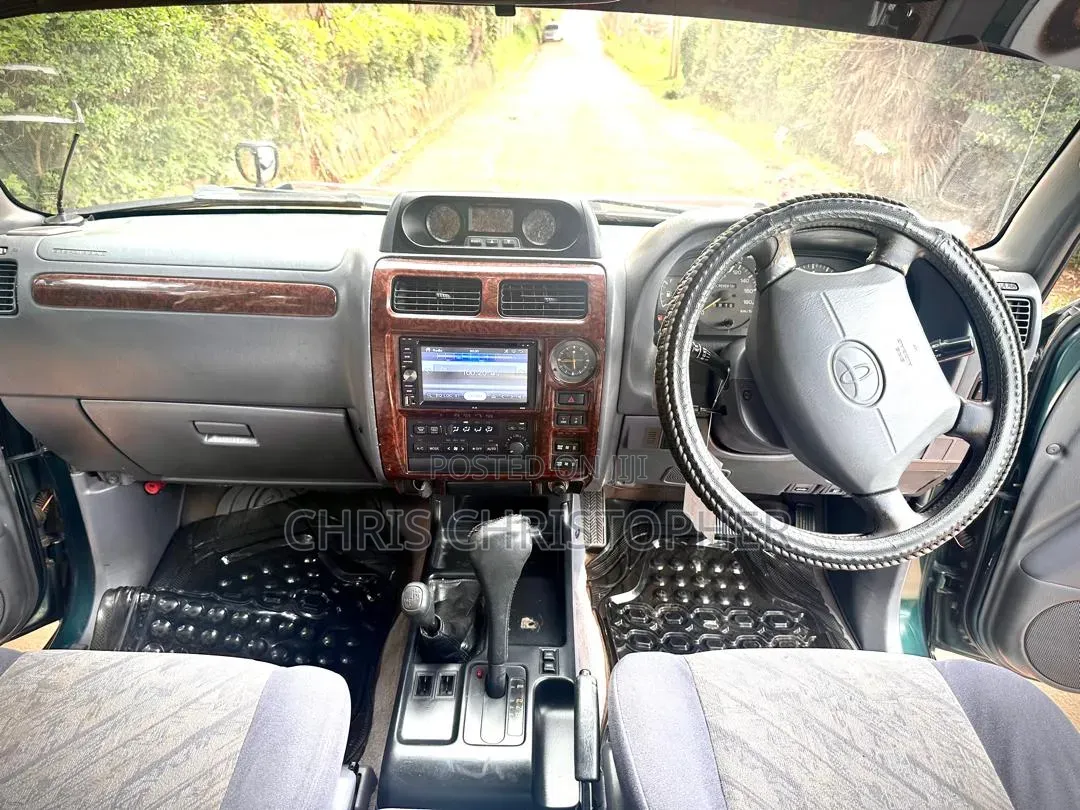 Toyota Land Cruiser Prado 2004 Green