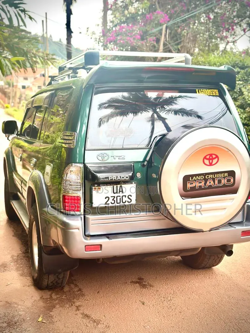Toyota Land Cruiser Prado 2004 Green