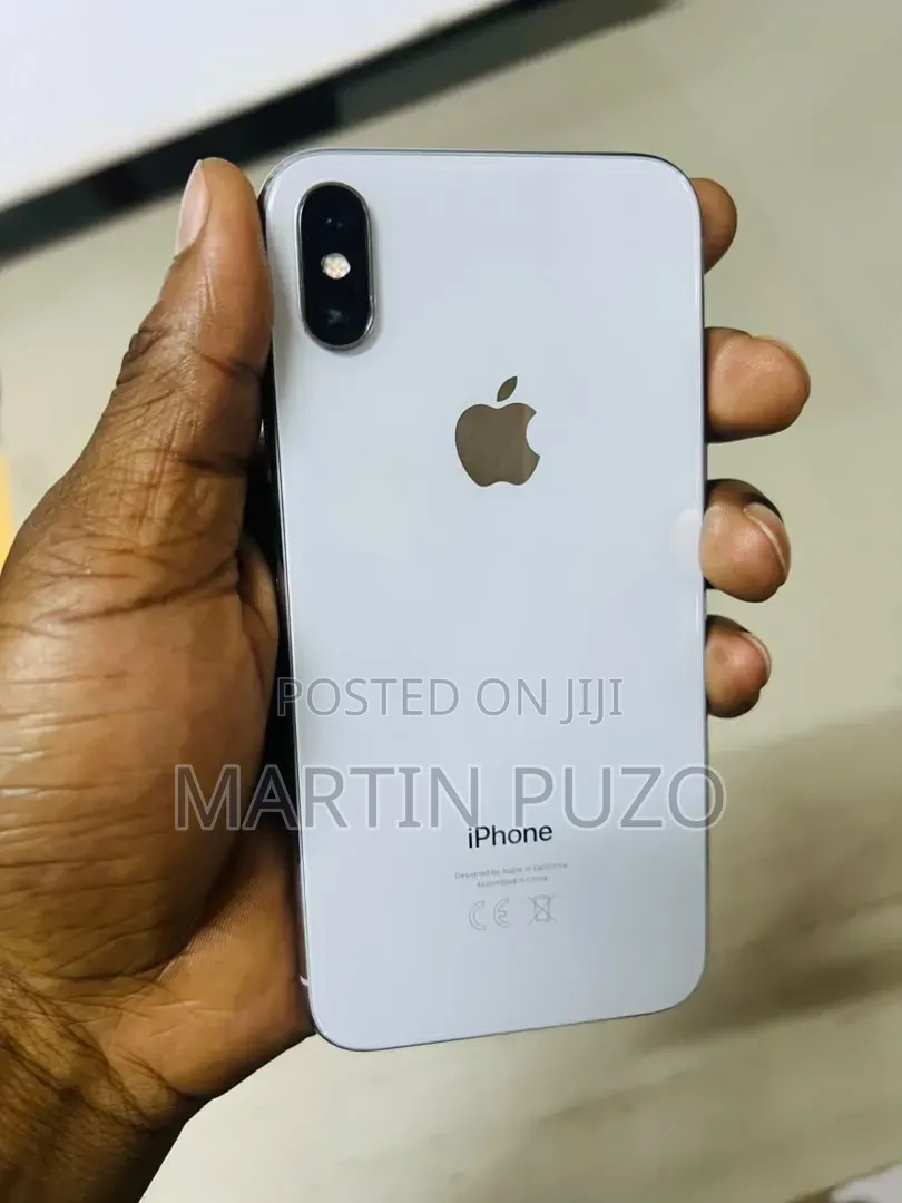 Apple iPhone X 64 GB White
