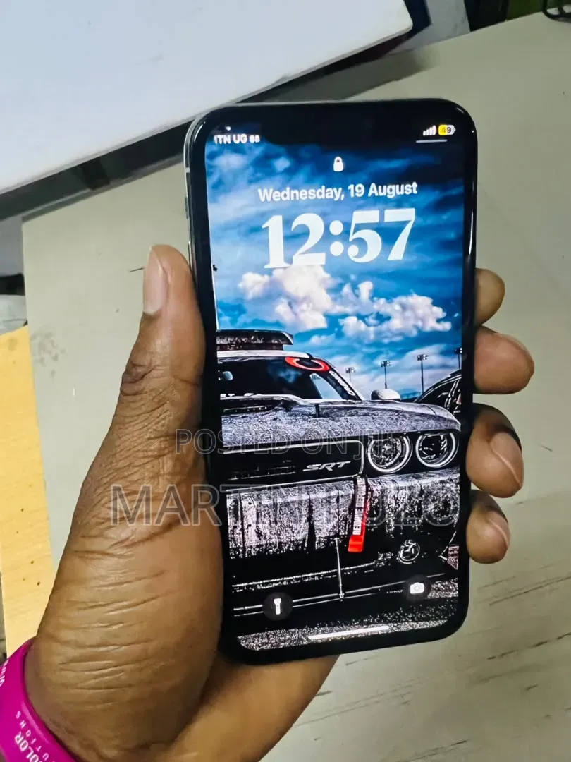 Apple iPhone X 64 GB White