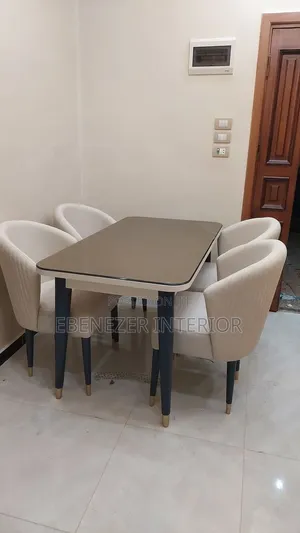 Modern Dressed Dinning Tables