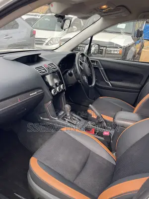 Subaru Forester 2018 White