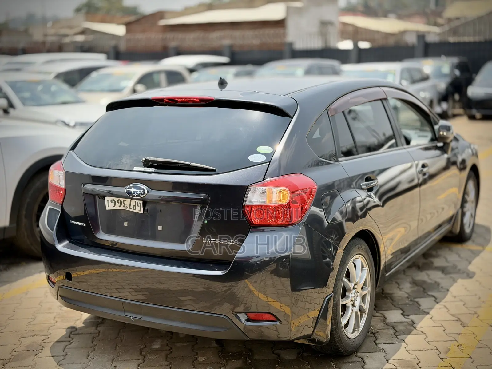 Subaru Impreza 2.0i 5-dr 2013 Gray