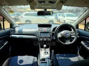 Subaru Impreza 2.0i 5-dr 2013 Gray