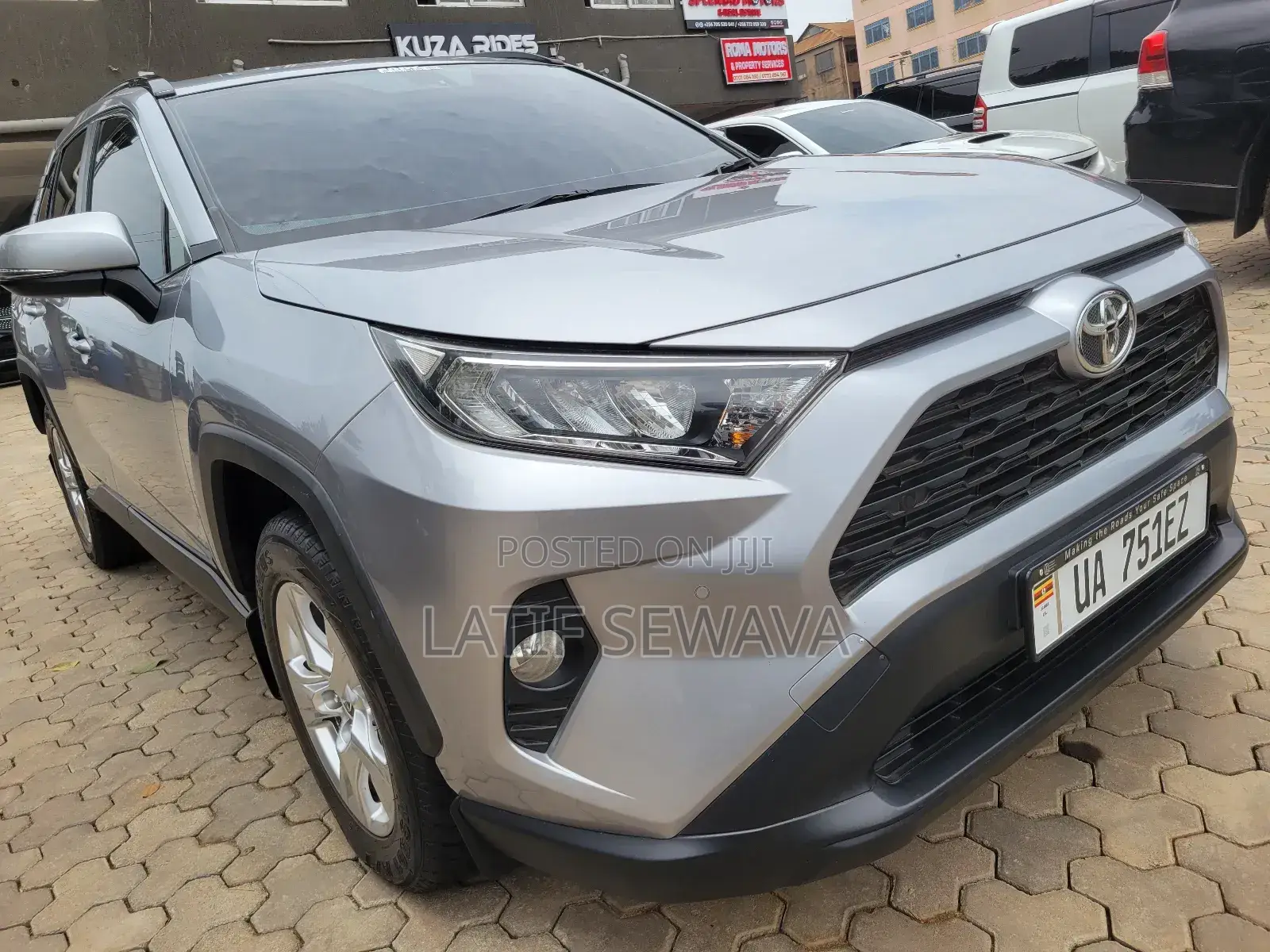Toyota RAV4 Limited FWD 2020 Silver