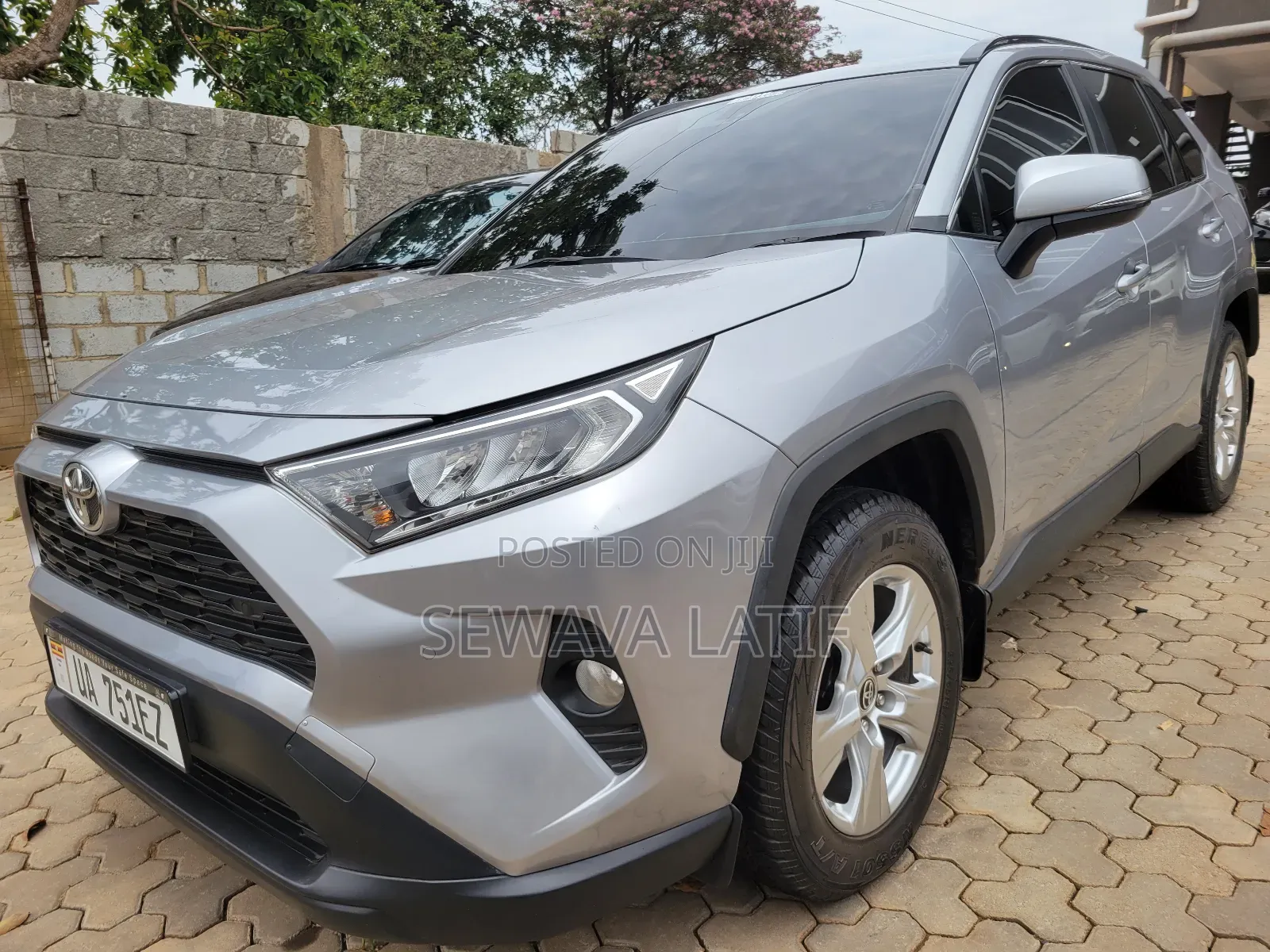 Toyota RAV4 Limited FWD 2020 Silver