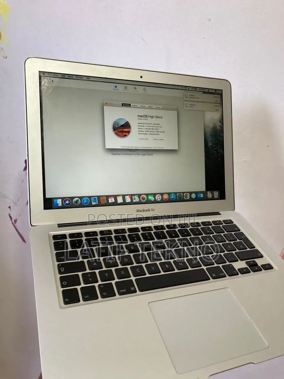 Laptop Apple MacBook Air 4GB Intel Core i3 SSD 256GB