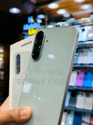 New Samsung Galaxy A56 256 GB Green