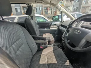 Toyota Noah 2008 Gray