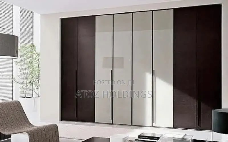 Wardrobes/Valencia Wardrobes in Any Colour 915,000/- Per Running Meter