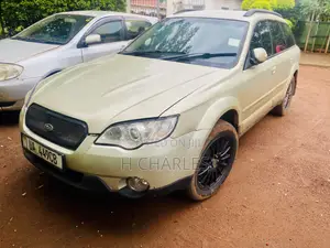 Subaru Outback Automatic 2005 Gold