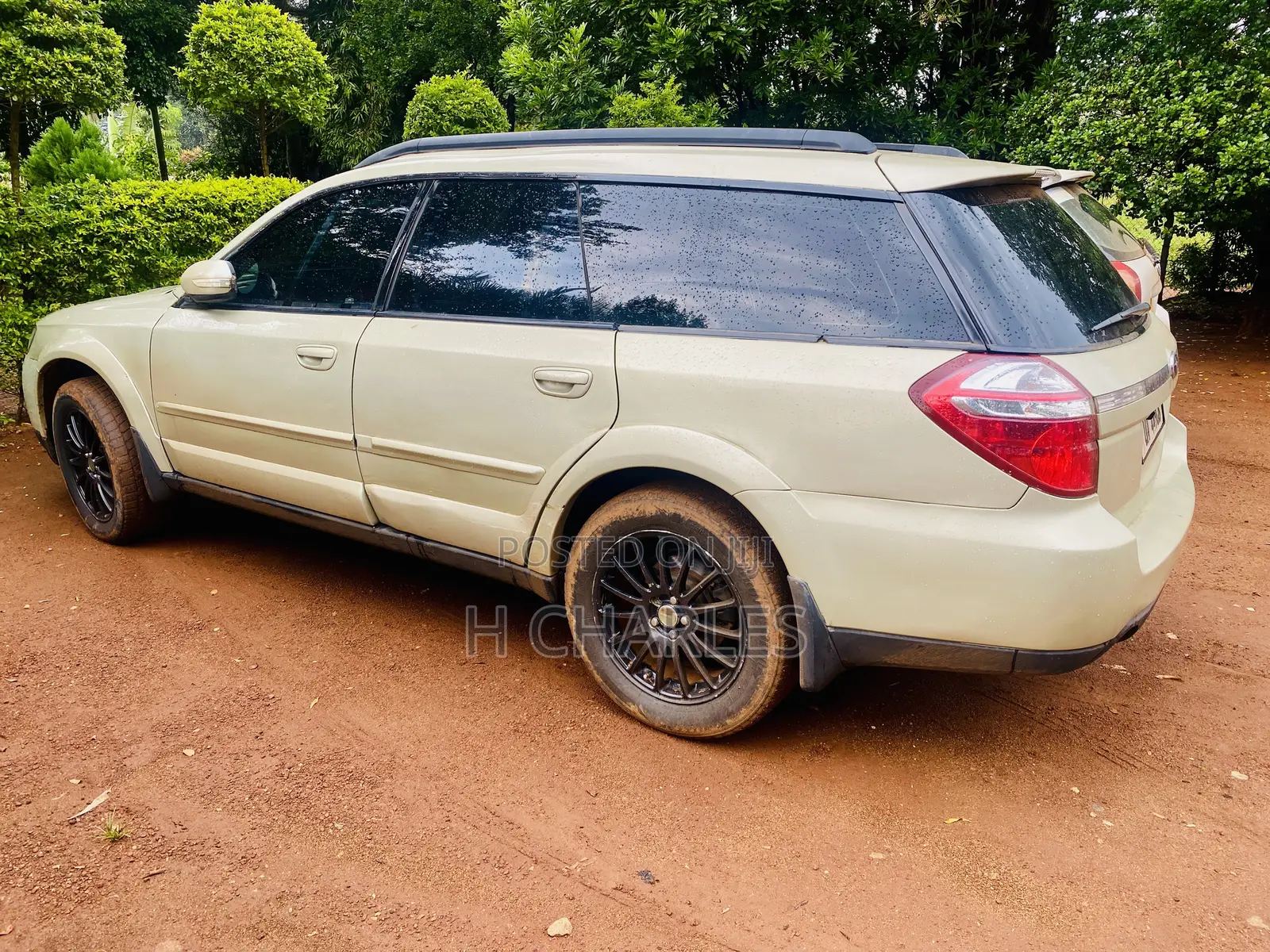 Subaru Outback Automatic 2005 Gold